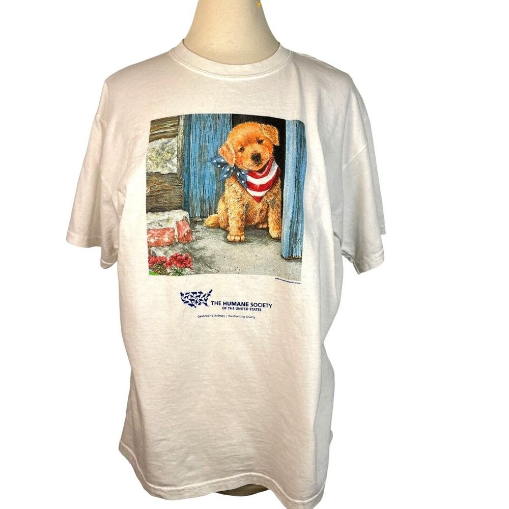 Gildan  heavy cotton size L Humane Society Member T-shirt